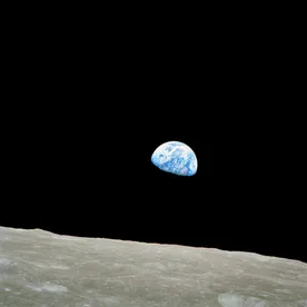 Na Lua